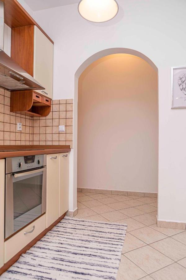 Castle View Apartment With Free Parking Bratislava Luaran gambar